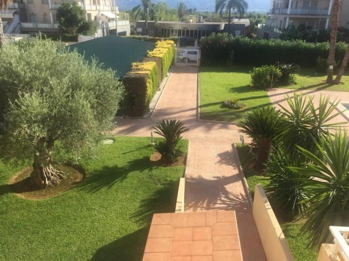Met&Golf Oliva Nova Beach Jardin 外观 照片